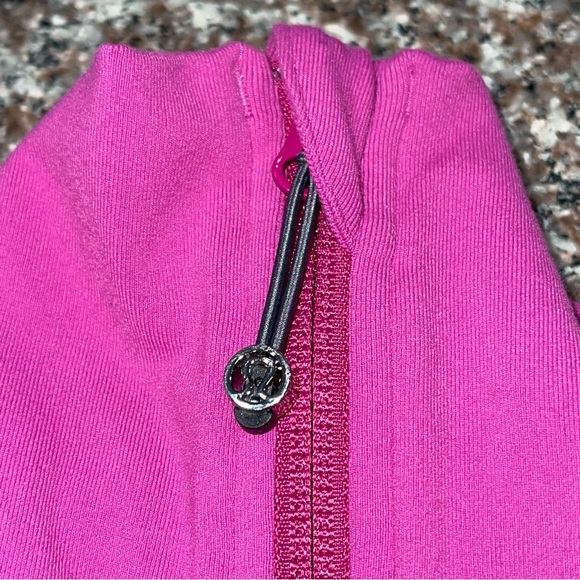 Lululemon In Stride Jacket Magenta - Picture 8 of 9